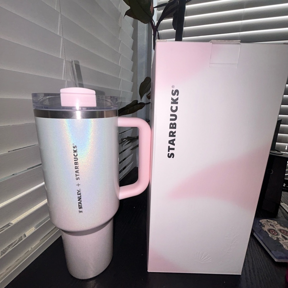 Starbucks x Stanley 40oz Romantic Ocean Tumbler
